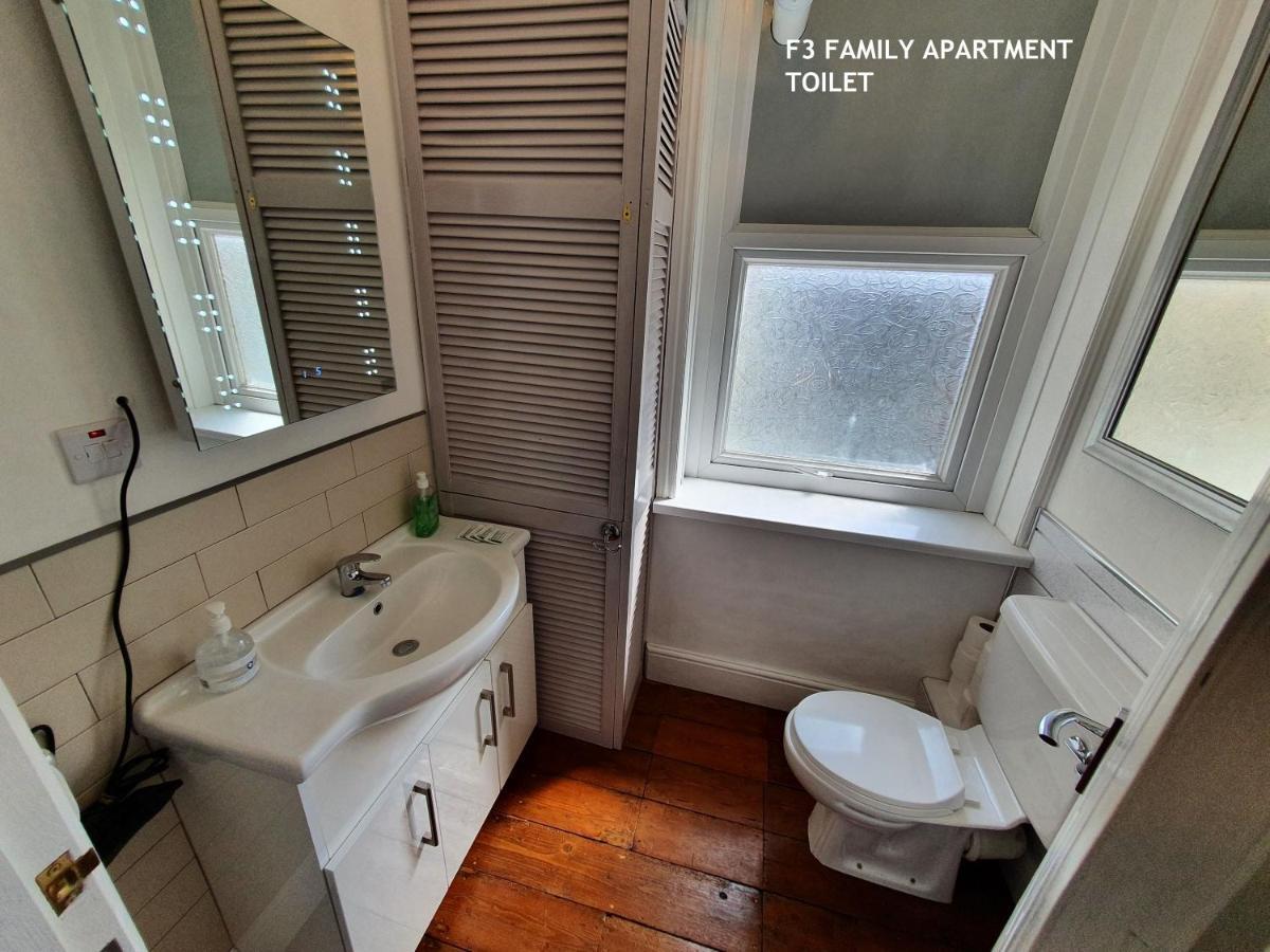 F3 2 Bedroomed Town House - Free Parking - Super 150 Mbps Wifi Near Gavin N Stacey Film House - 1 Free Dog Allowed Barry Eksteriør bilde