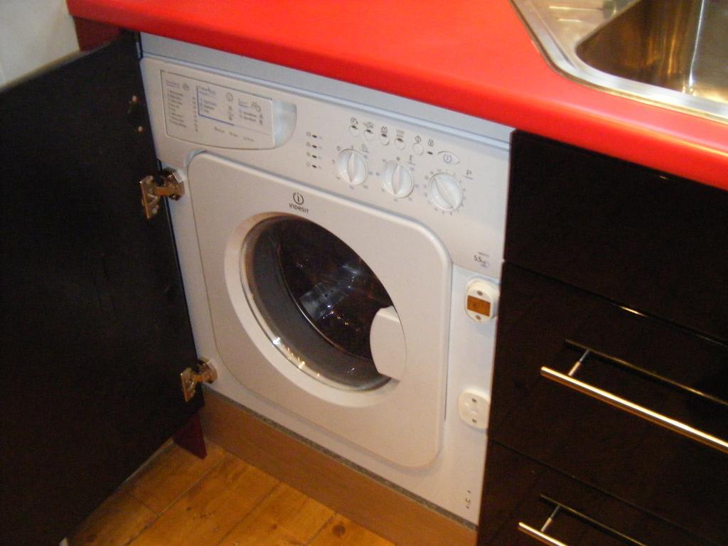F3 2 Bedroomed Town House - Free Parking - Super 150 Mbps Wifi Near Gavin N Stacey Film House - 1 Free Dog Allowed Barry Rom bilde